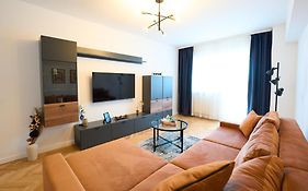 Zen Ultracentral Apartment Stylish & Cozy